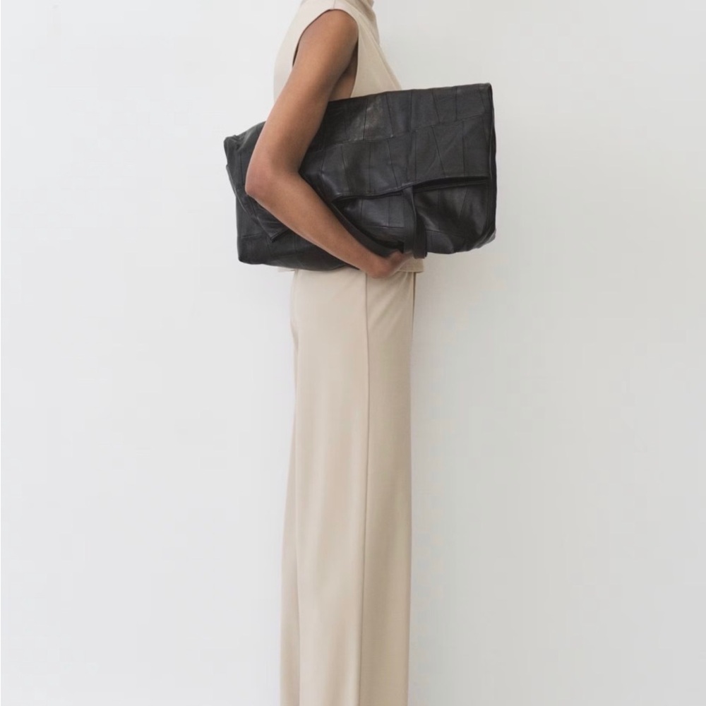 Mango Neutral Drawstring Set - Picture 5 of 6